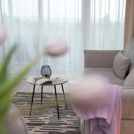 Golden * 凯斯特海伊